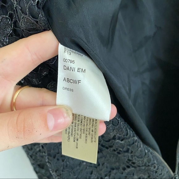 BURBERRY black lace long sleeve Dani dress - Picture 8 of 8